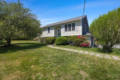 /international/us/30-minot-ave-wareham-ma-110108678516/