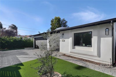 /international/us/18149-calvert-street-tarzana-ca-110099132669/?lang=zh-cn