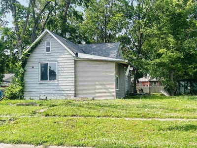 /international/us/2637-avenue-i-fort-madison-ia-110100246340/