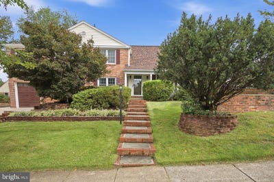 /international/us/8001-postoak-road-potomac-md-110110167429/