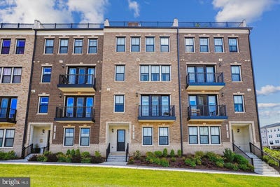 /international/us/20797-lamlash-terrace-ashburn-va-110100422468/