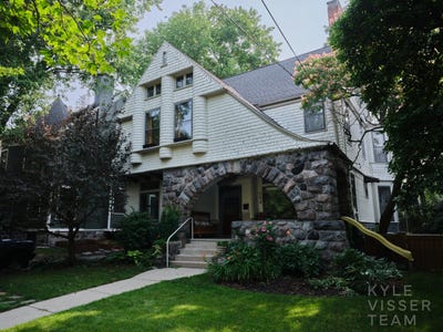 /international/us/254-college-avenue-se-grand-rapids-mi-110101366576/?lang=zh-cn