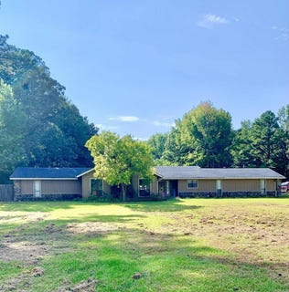 /international/us/8128-cross-road-pine-bluff-ar-110105704967/