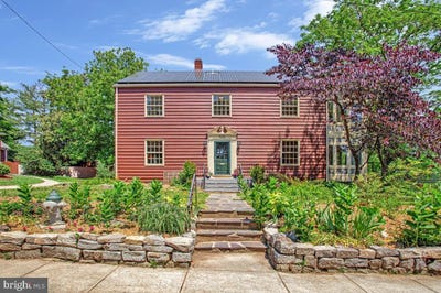 /international/us/4212-longfellow-st-hyattsville-md-110108206869/