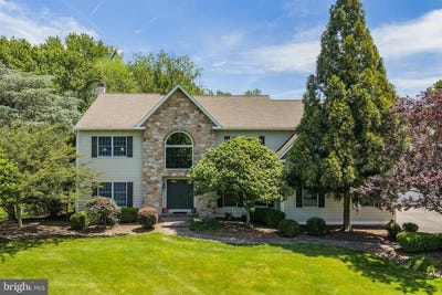 /international/us/1203-slough-drive-collegeville-pa-110108975832/
