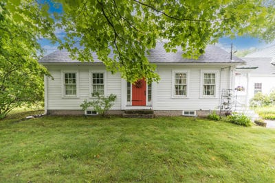 /international/us/10-old-sanford-road-berwick-me-110109252431/