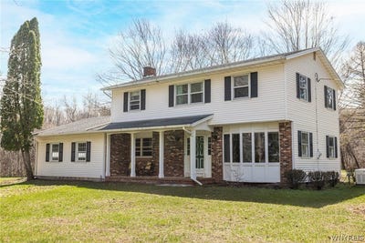 /international/us/4476-conway-road-east-bethany-ny-110107276388/