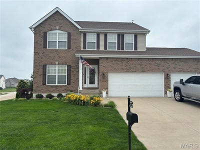 /international/us/801-blue-aster-drive-waterloo-il-110108351690/