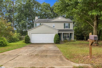 /international/us/18-reedy-river-way-greenville-sc-110110351392/