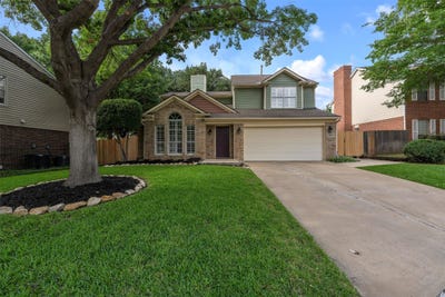 /international/us/5579-rocky-mountain-road-fort-worth-tx-110108357227/