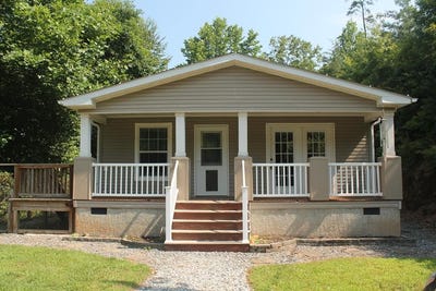 /international/us/99-egret-lane-sylva-nc-110098963366/
