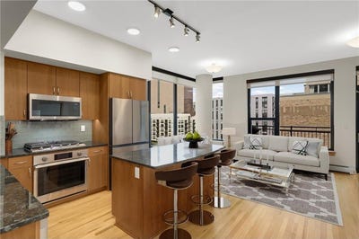 /international/us/740-portland-avenue-minneapolis-mn-110108476032/