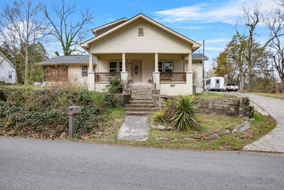 /international/us/205-wheeler-avenue-chickamauga-ga-110098041967/