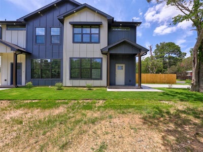 /international/us/230-brown-st-elgin-tx-110109005851/