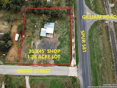 /international/us/202-e-gross-st-pearsall-tx-110109828403/