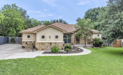 /international/us/263-meadowlakes-drive-meadowlakes-tx-110100806143/