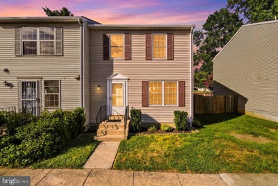 /international/us/2836-lester-lee-court-falls-church-va-110110189396/