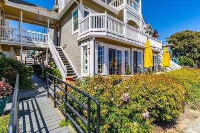 /international/us/232-e-2nd-street-benicia-ca-110108739728/