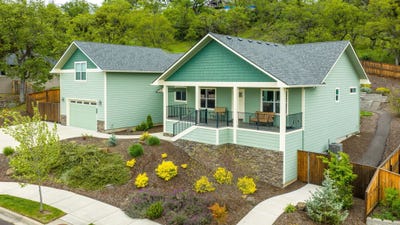 /international/us/362-avalon-terrace-eagle-point-or-110107505055/
