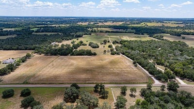 /international/us/2210-hermis-road-schulenburg-tx-110101911405/