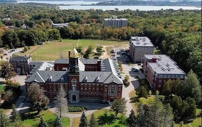 /international/us/65-mcauley-way-portland-me-110106126198/