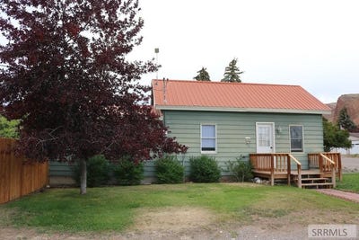 /international/us/300-s-3rd-street-challis-id-110101189871/