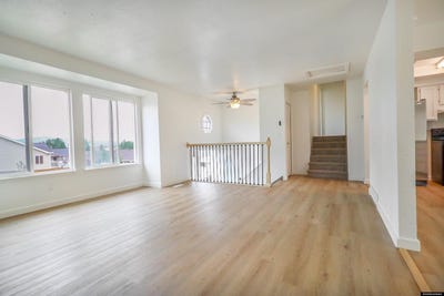 /international/us/187-crestview-drive-evanston-wy-110109806164/