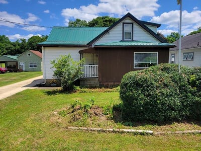 /international/us/315-sugarcreek-drive-franklin-pa-110101023639/