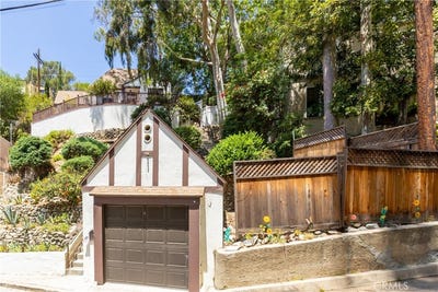 /international/us/641-canyon-drive-glendale-ca-110100721702/