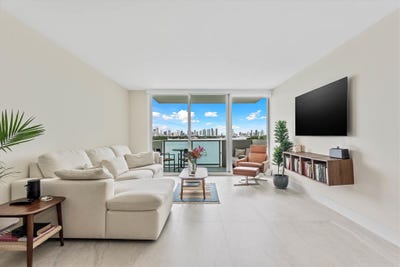 /international/us/1200-west-avenue-miami-beach-fl-110106436357/