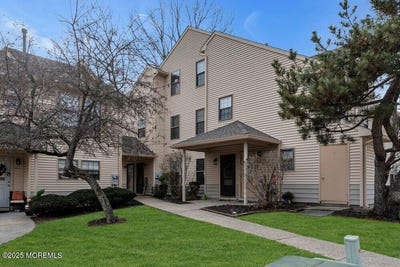 /international/us/1404-violet-lane-jackson-nj-110104482722/