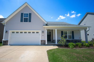 /international/us/116-station-yard-road-new-bern-nc-110108411471/