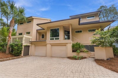 /international/us/7-highrigger-hilton-head-island-sc-110120536497/