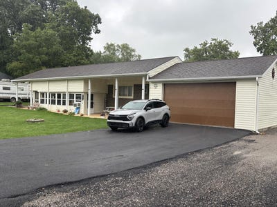/international/us/8312-ohio-366-russells-point-oh-110108999306/