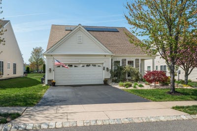 /international/us/8-ascot-lane-manchester-nj-110099082219/
