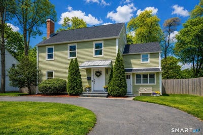 /international/us/20-lynnbrook-road-fairfield-ct-110107898569/