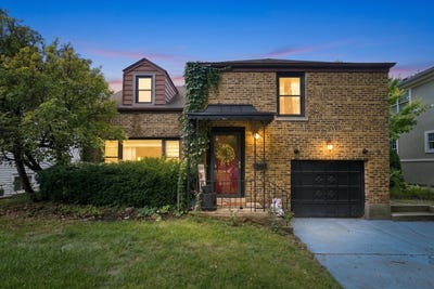 /international/us/390-bartram-road-riverside-il-110119946516/