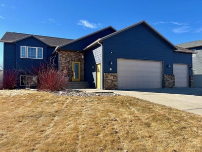 /international/us/10175-laramie-lane-summerset-sd-110104952254/