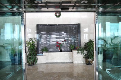 /international/us/310-ladera-lane-mangilao-gu-110107660616/