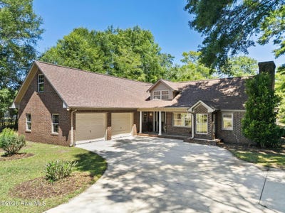 /international/us/3907-northeast-avenue-castle-hayne-nc-110108234230/