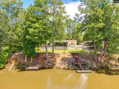 /international/us/2081-great-north-road-winnsboro-sc-110099206832/
