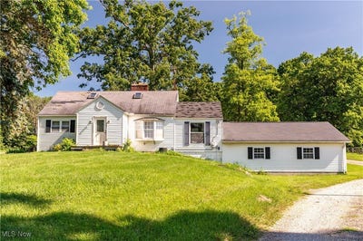 /international/us/9265-mudbrook-street-nw-massillon-oh-110101190863/?lang=en
