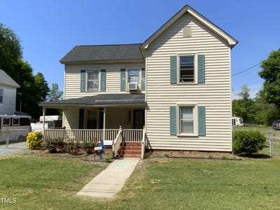 /international/us/104-n-16th-street-erwin-nc-110098624345/