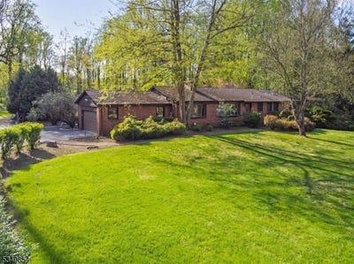 /international/us/13-skyline-dr-warren-twp-nj-110108999087/