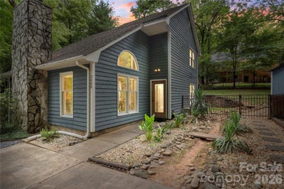 /international/us/3089-point-clear-drive-fort-mill-sc-110108351265/