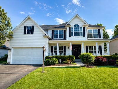 /international/us/635-independence-avenue-elburn-il-110108148307/