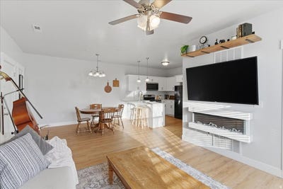 /international/us/14708-s-astin-ln-herriman-ut-110105364369/