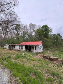 /international/us/128-triple-c-rd-princeton-wv-110107604839/
