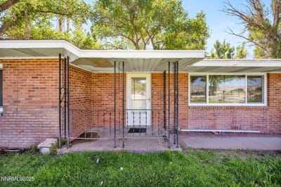 /international/us/6-green-acres-lane-yerington-nv-110100190235/?lang=zh-cn