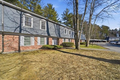 /international/us/125-kennedy-drive-south-burlington-vt-110107286882/